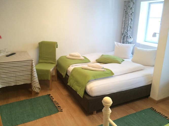 Economy Twin room