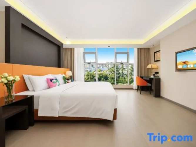 1 Bedroom Suite