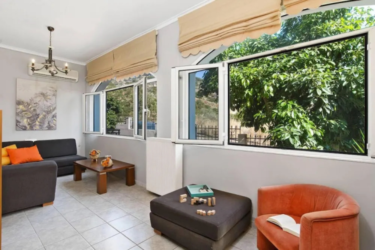 Superior Apartment - Overlooking Chania-with Pool