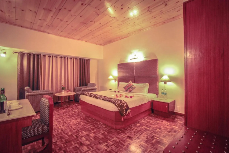 Olive County Resorts
