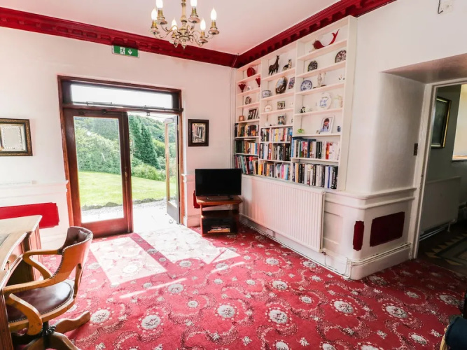 Talhenbont Hall