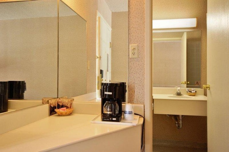 Deluxe Double Studio Suite