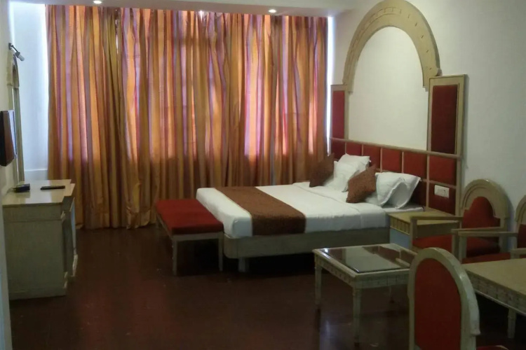 Hotel Classic Residency