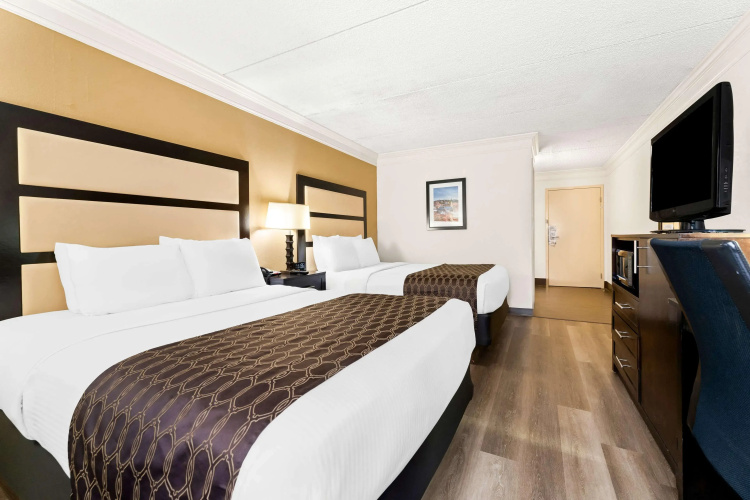 Best Western Riverside Inn