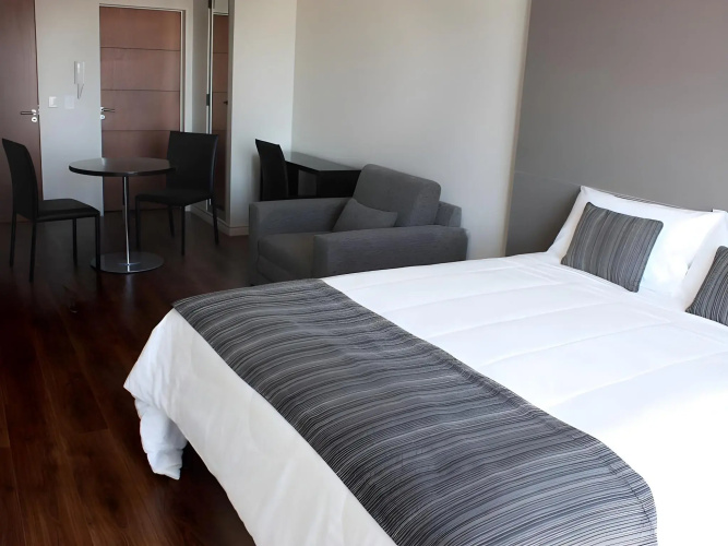 Reco by DOT Suites