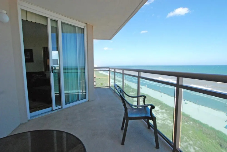 Bahama Sands 702