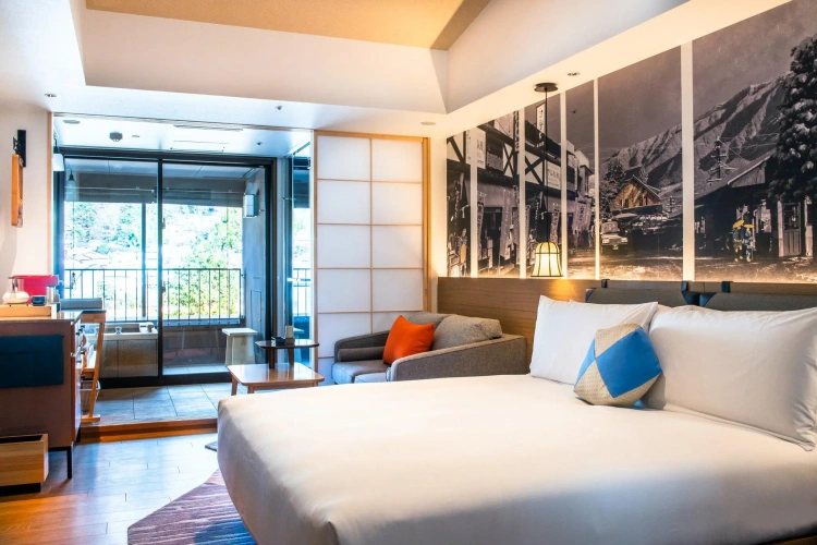 Standard Double room with river view