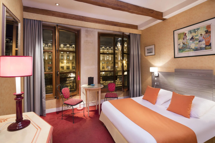 Hotel Les Rives De Notre Dame