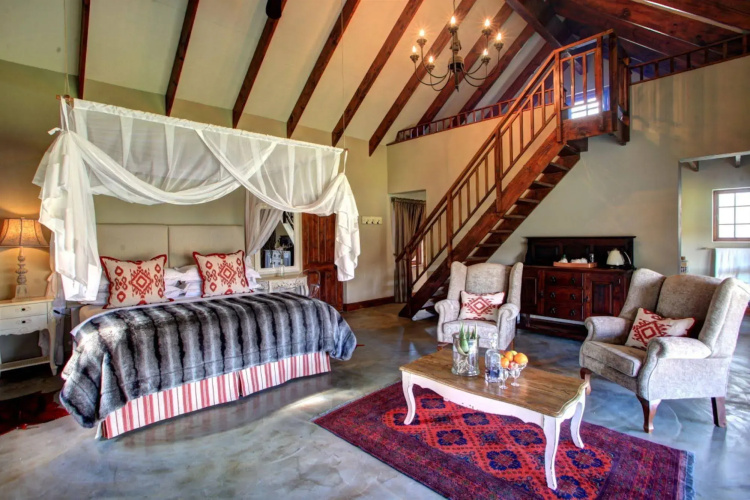 Madi-Madi Karoo Safari Lodge
