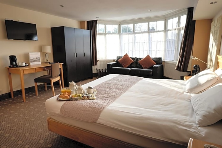 Premier room