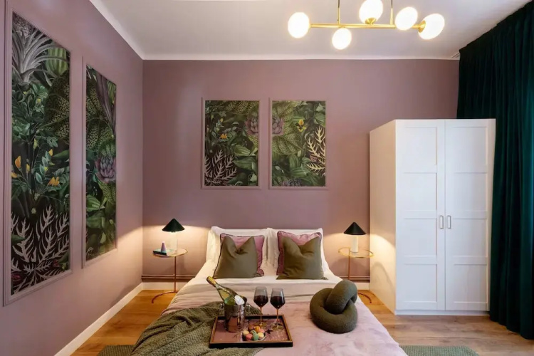 Serene 1BR Apartment in University Square
