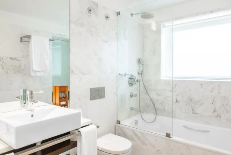 Superior Double room with balcony and with sea view