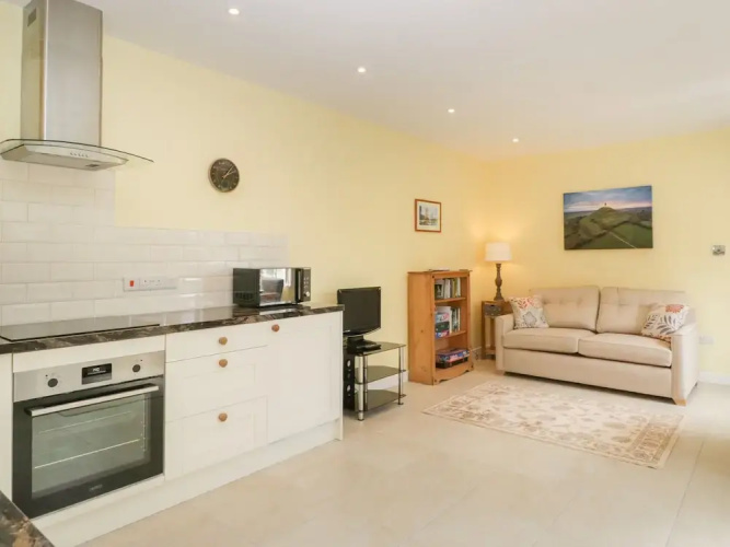 Long Batch Cottage