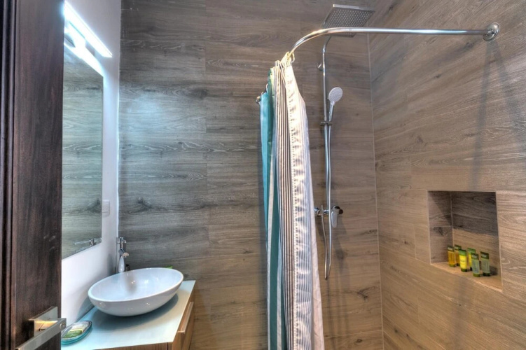 Beach Apartment With Smart TV and High Speed Wifi