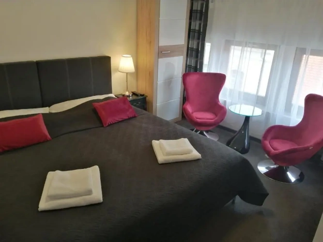 Deluxe Suite