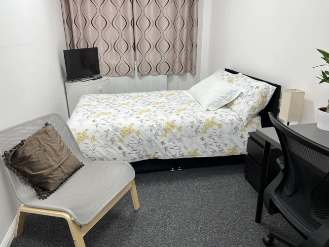 MJ apartment