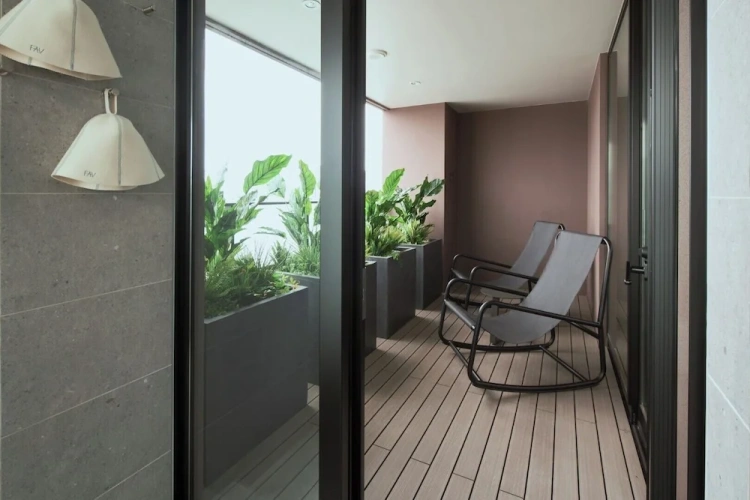 Deluxe Quadruple room