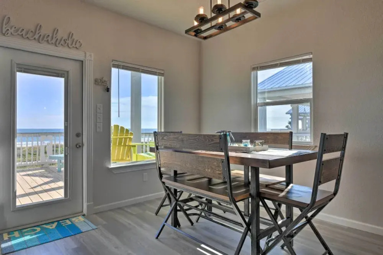 'sea Shell Chalet': Oceanfront Surfside Beach Gem