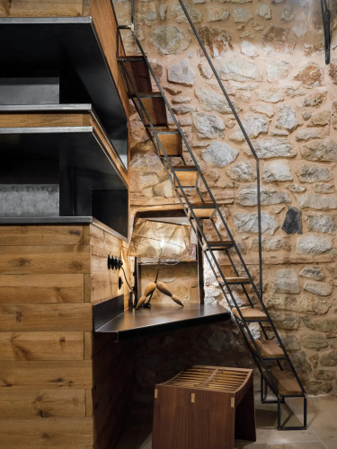 Moreas Peak Lodge