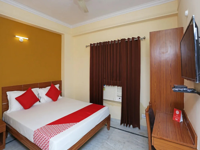 OYO 11675 Hotel Prahlad Inn