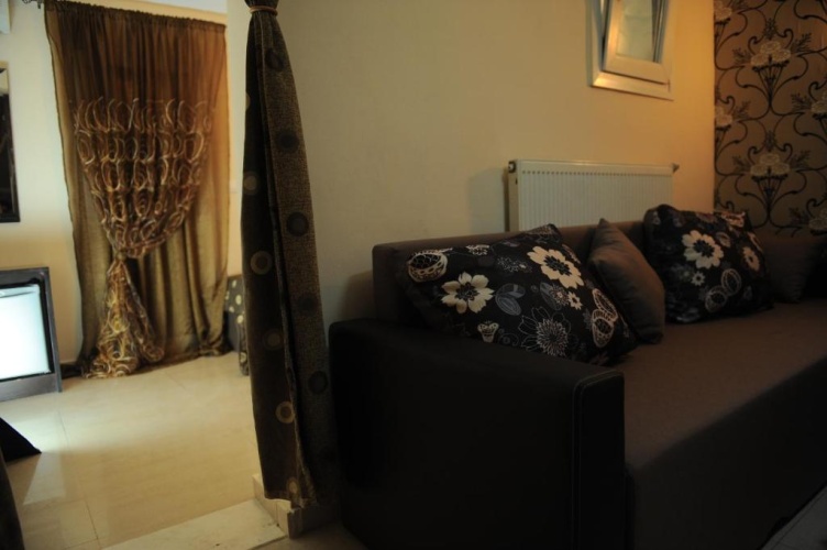 1 Bedroom Family Apartment
