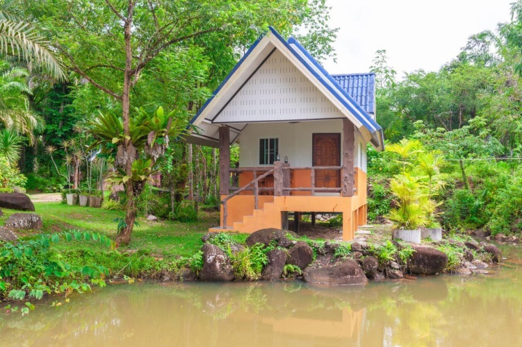 1 Bedroom Bungalow