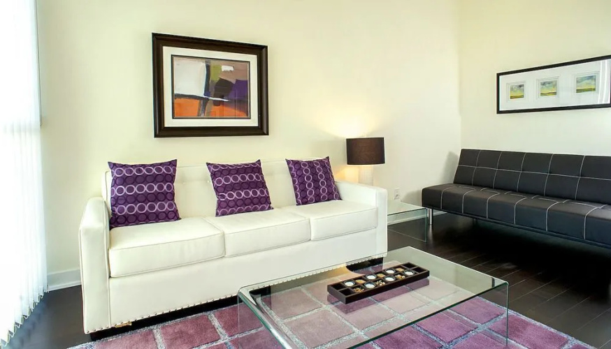 Pathway Luxury Suites - 4065 Brickstone