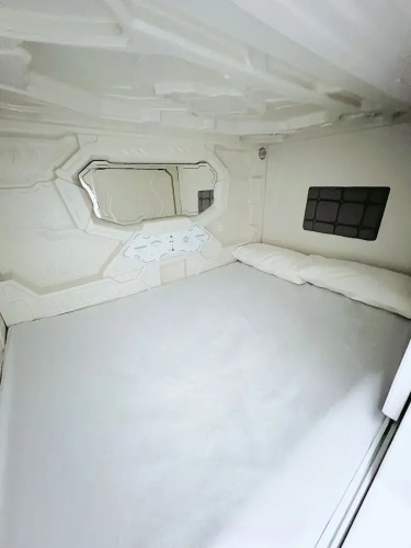 Hostel Space Capsule