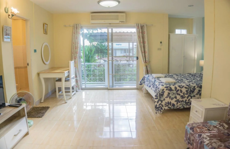 Rungnatee Place & Boutique Hotel