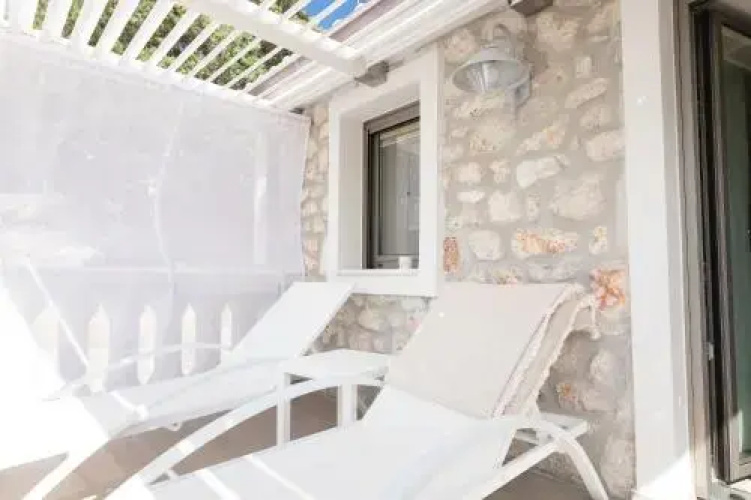 Anemolia Hotel