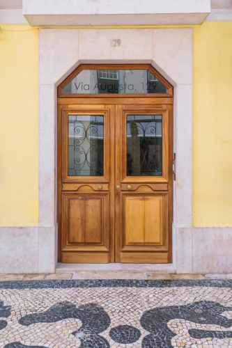 Via Augusta 129