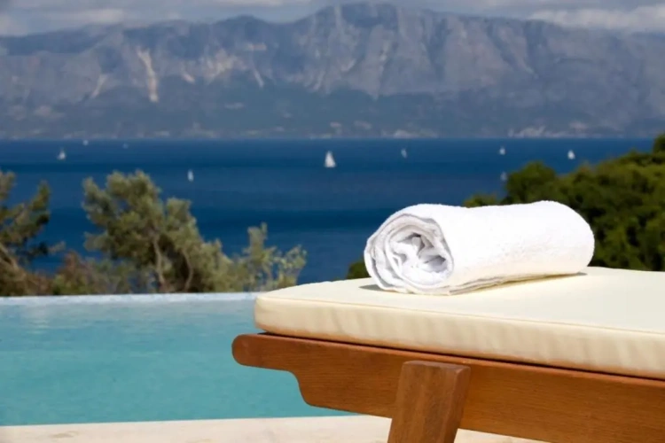 2 Bedrooms Villa with sea view