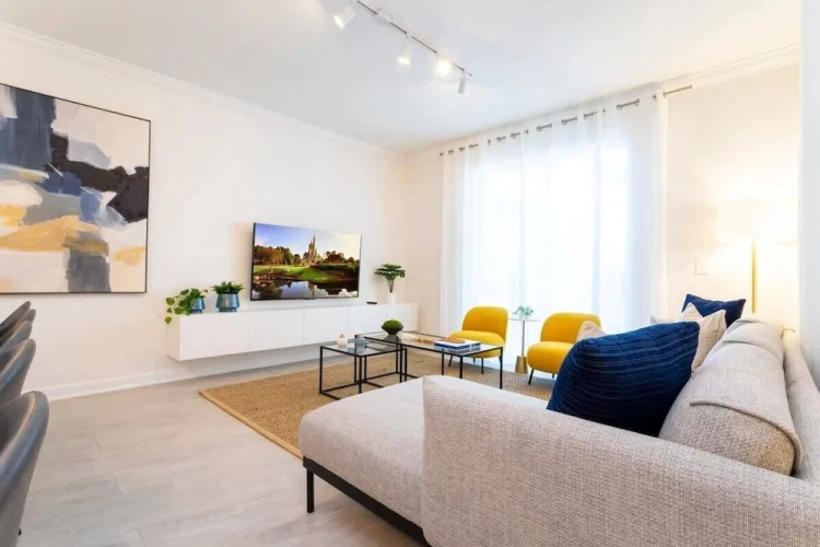 4 Bedrooms Villa
