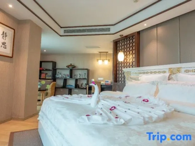 Premier Double Suite with sea view