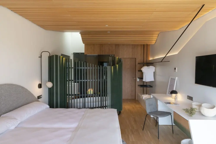 Standard Double room with balcony