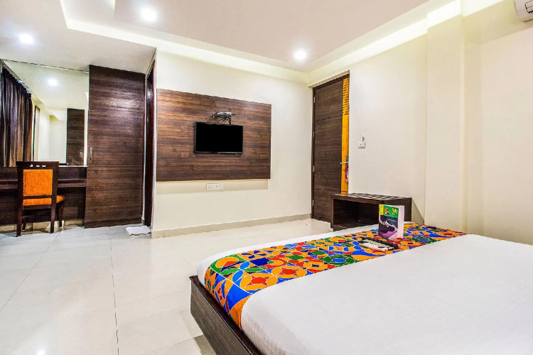 Fabhotel Kk Continental