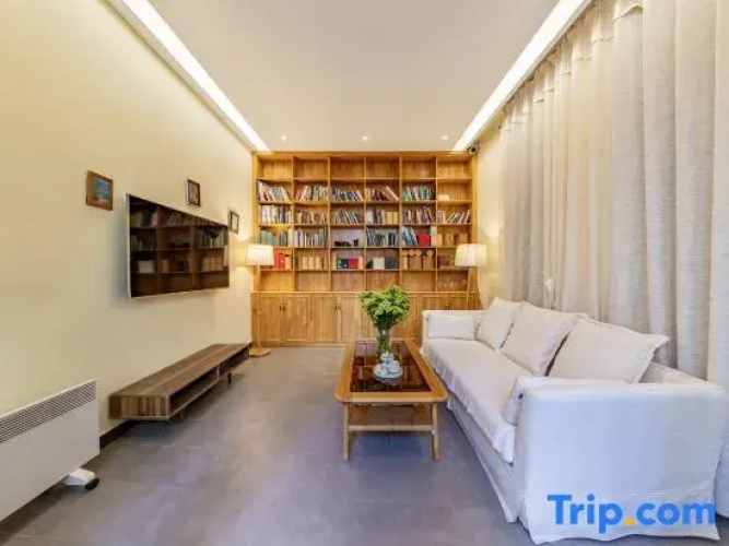 Lu Xiaoxiao's Courtyard Homestay