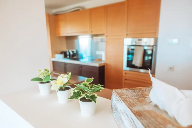 Amathus suite with sea view
