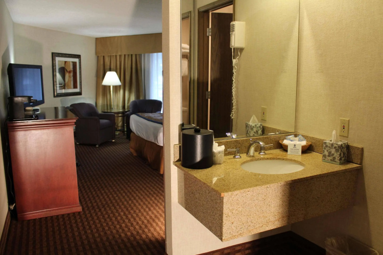 Hayward Inn photo 11