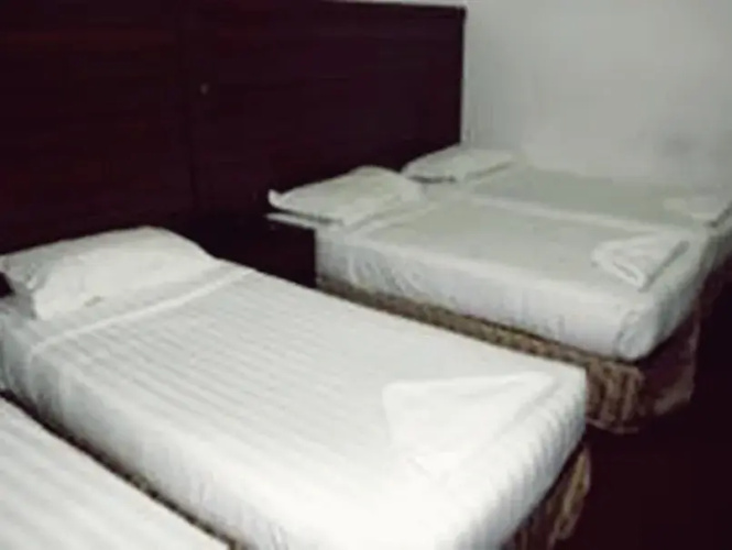 Multaqa Al Zowar Hotel