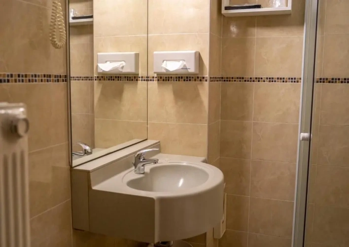 Triple room