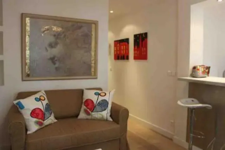 Montmartre Apartments Valadon