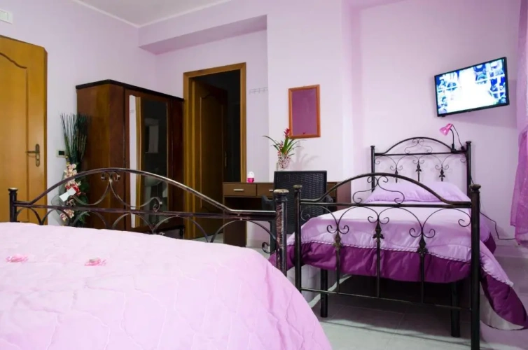 Standard Quadruple room with balcony
