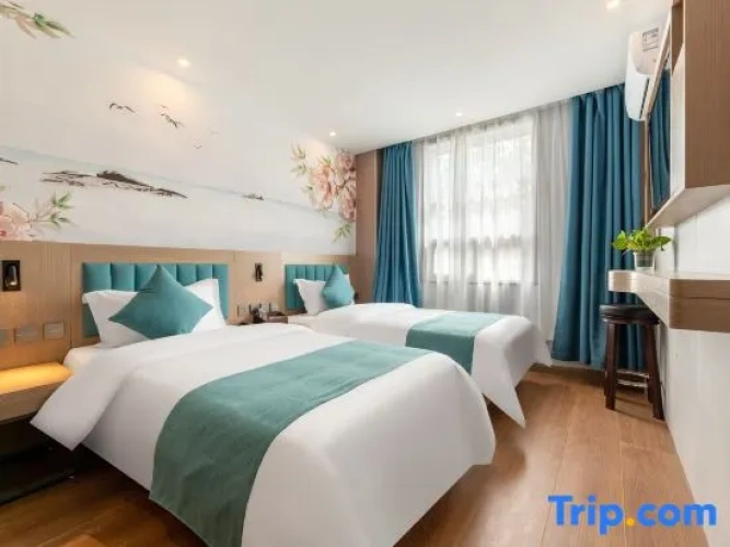 Luxury Twin room