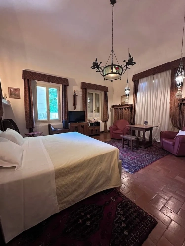 Superior Triple room with courtyard view