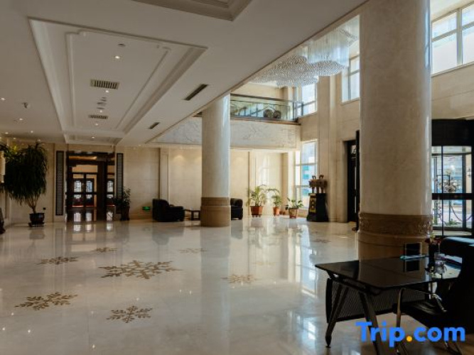 Heyue Hotel