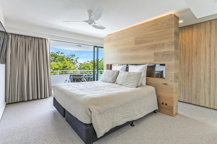 La Mer Apartment #10