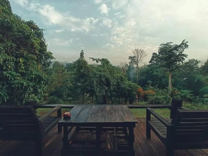 Standard Triple room with balcony