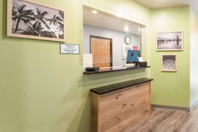 Value Place Silver Springs
