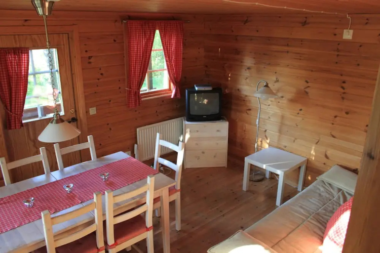 Långsjön Stugor & Camping